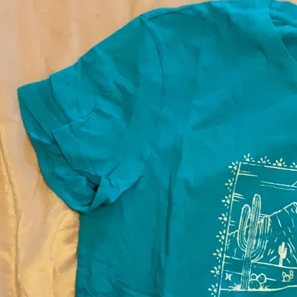 Hurley t-shirt new size medium - Picture 3 of 7